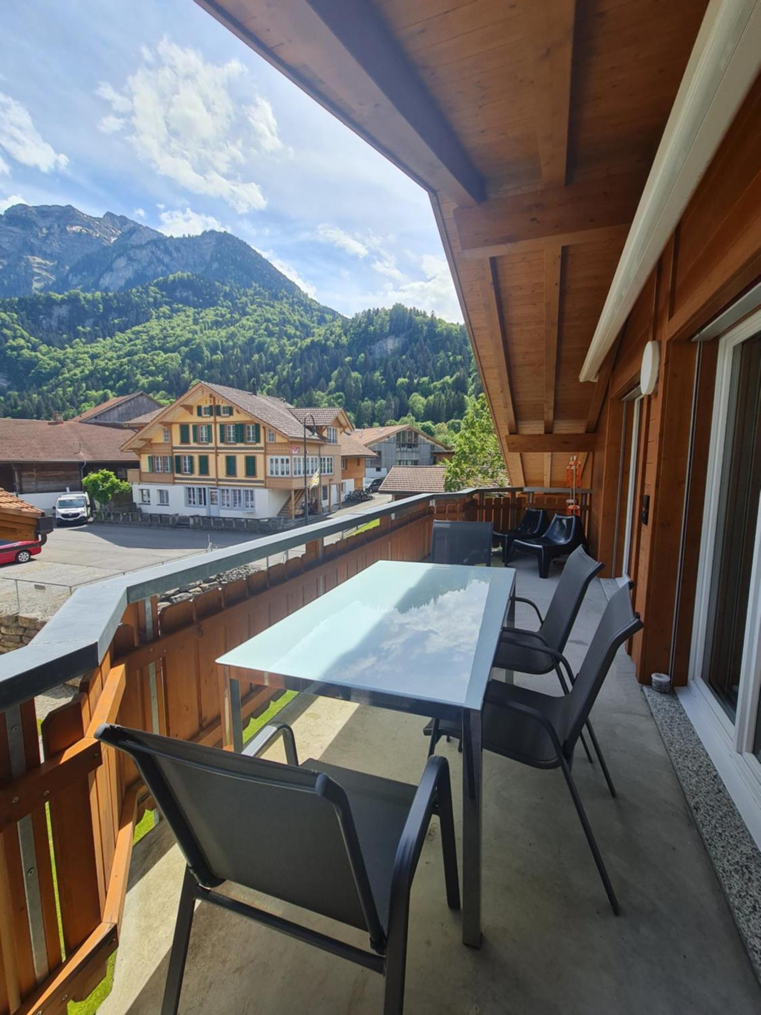 Апартаменты Jungfrau Penthouse - Aare Jungfrau Ag Вильдерсвиль Экстерьер фото